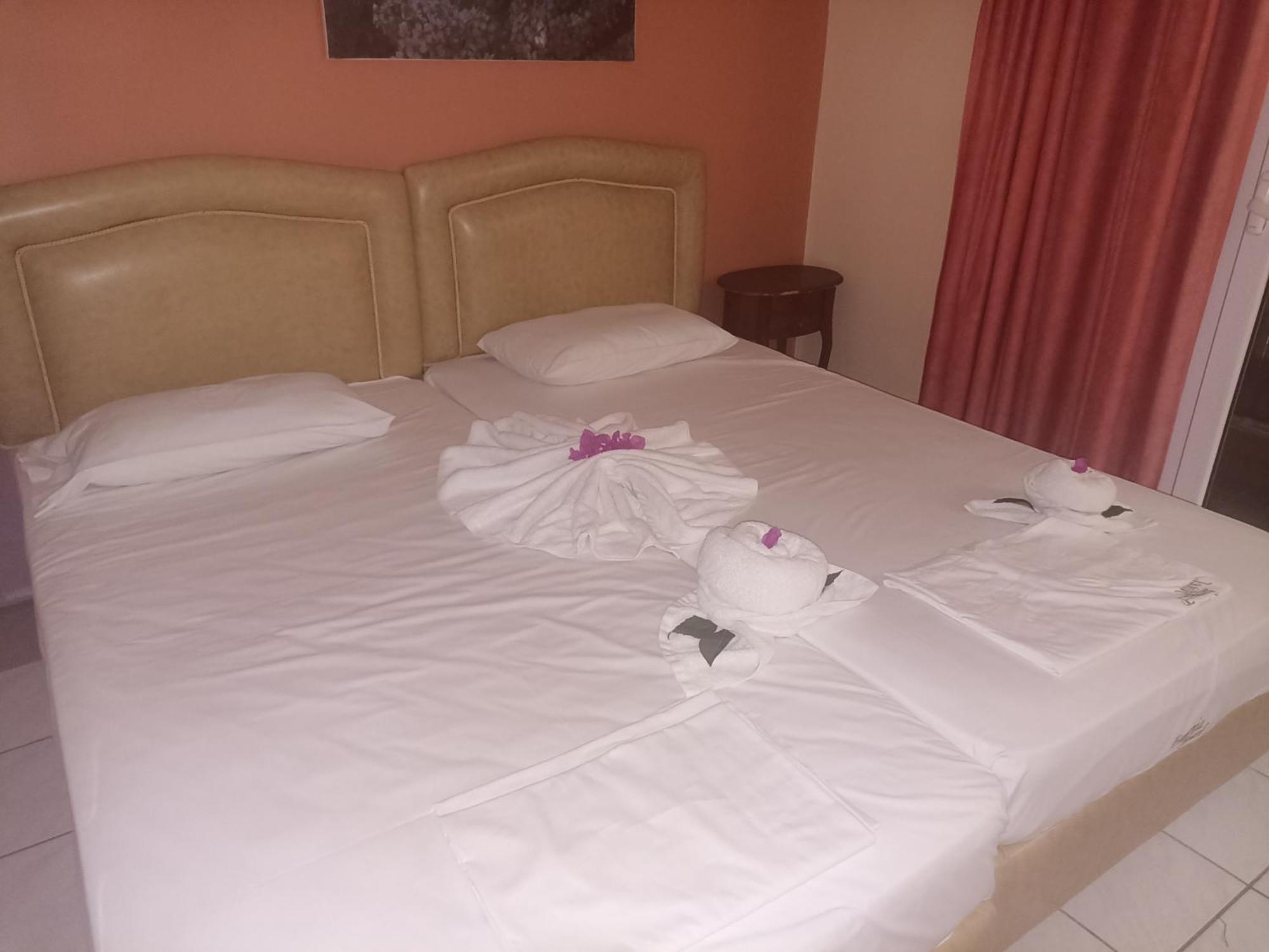 Laganas Beach Hotel Phòng bức ảnh